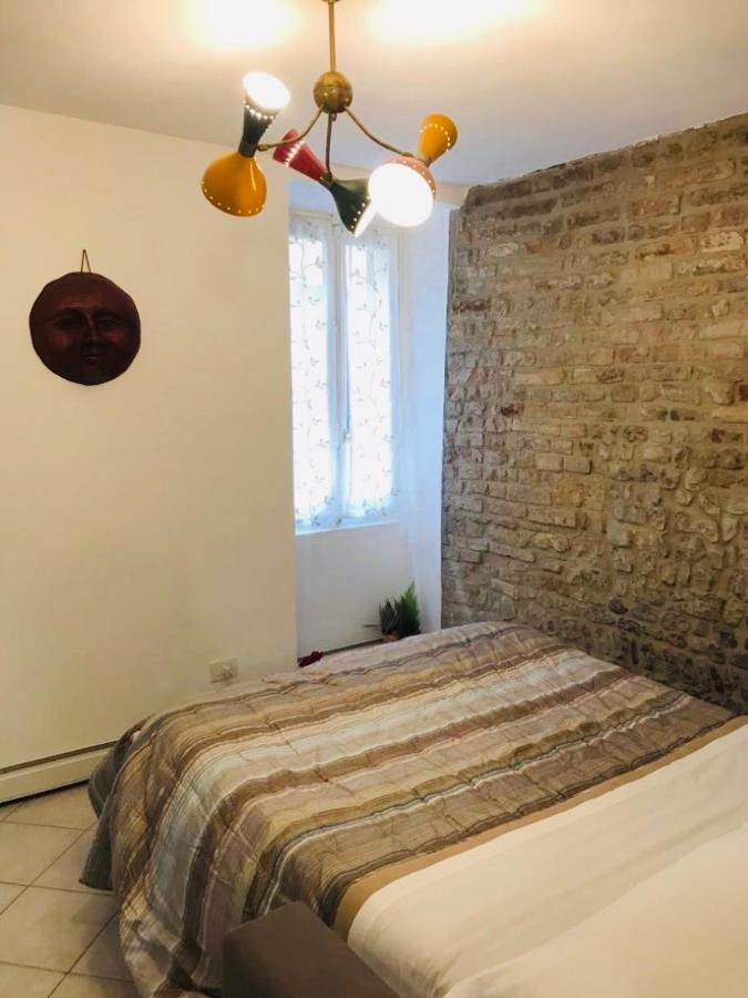 Storico Ombelico Di Parma Apartamento Exterior foto